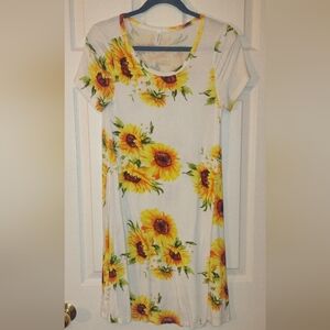 Popyoung size small summer dress